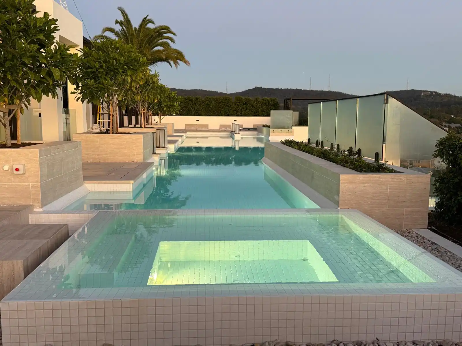 Pool & Spa
